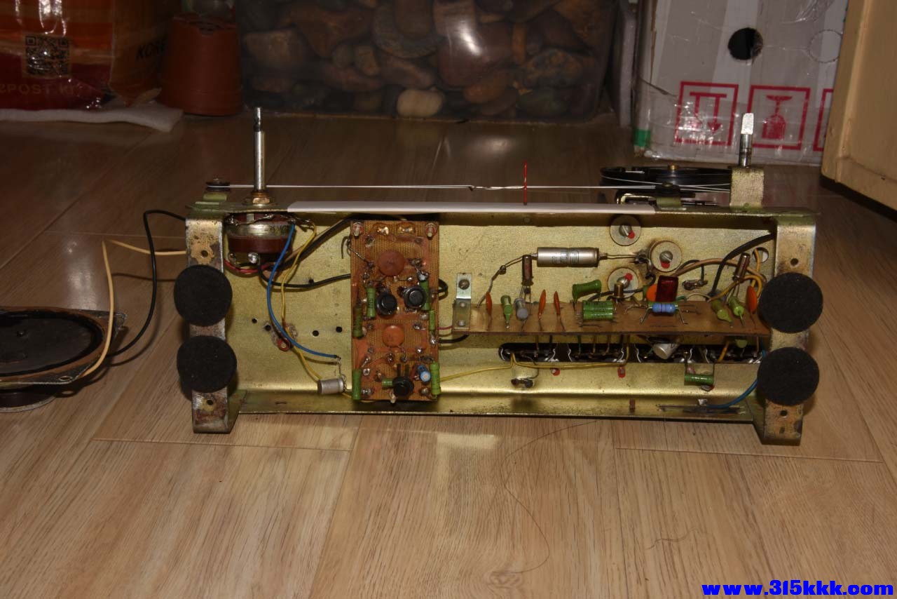 6T-1原装机芯2.jpg
