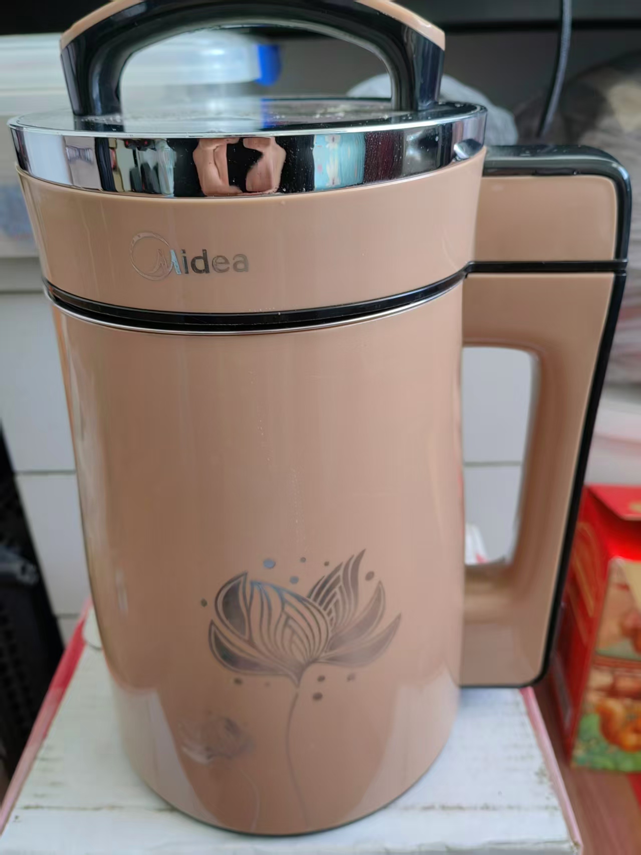出一台自用的美的豆浆机