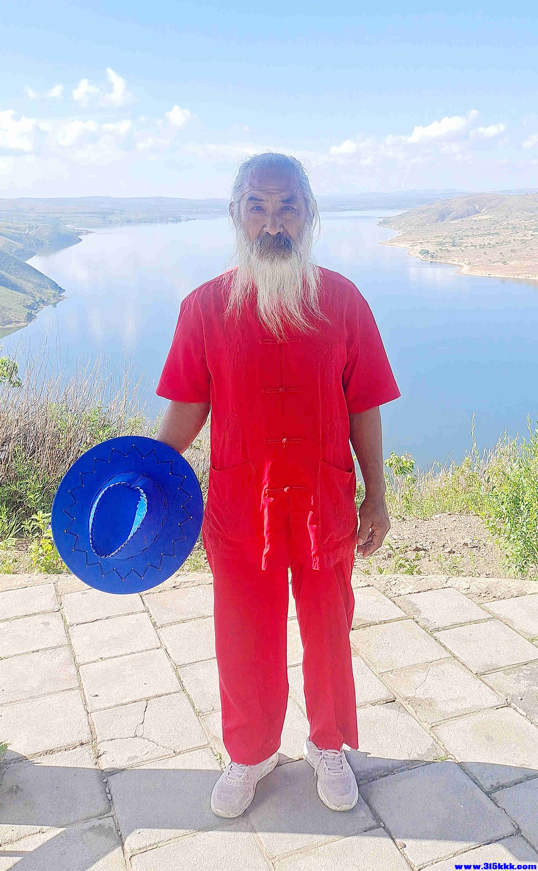 微信图片_20250913123410_副本.jpg