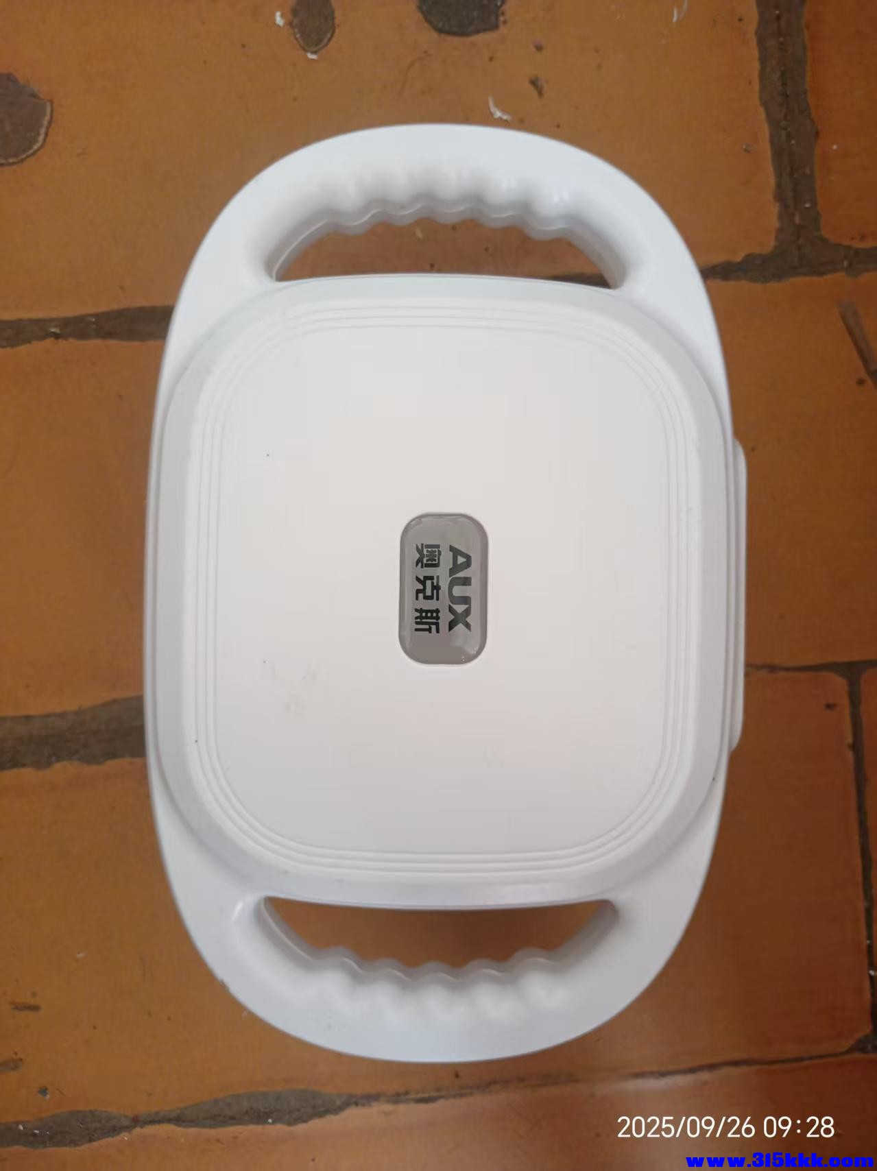 微信图片_20250926092921_442_225.jpg
