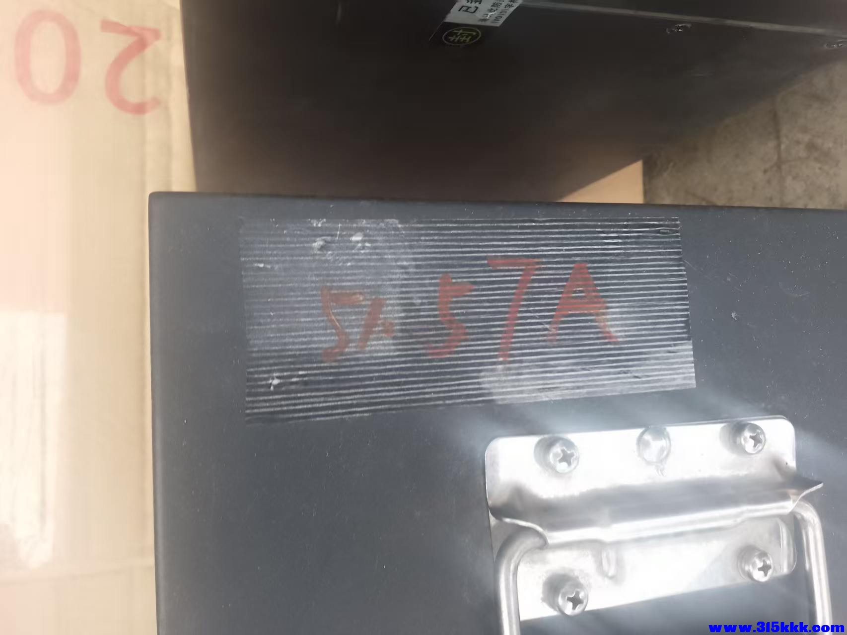 微信图片_20251001170121_118_160.jpg