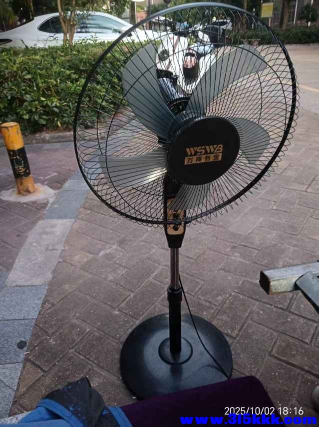 微信图片_20251002214340_809_225.jpg