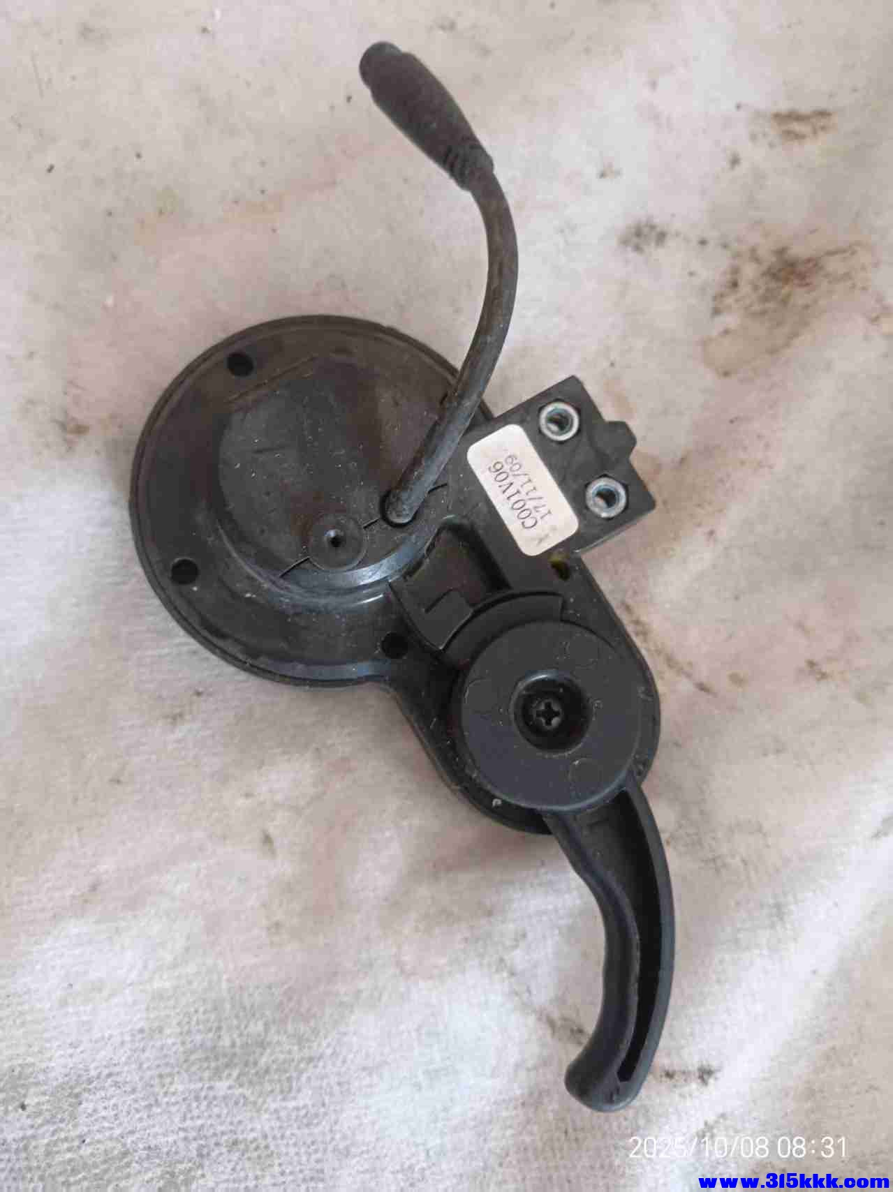 微信图片_20251008085950_1098_225.jpg