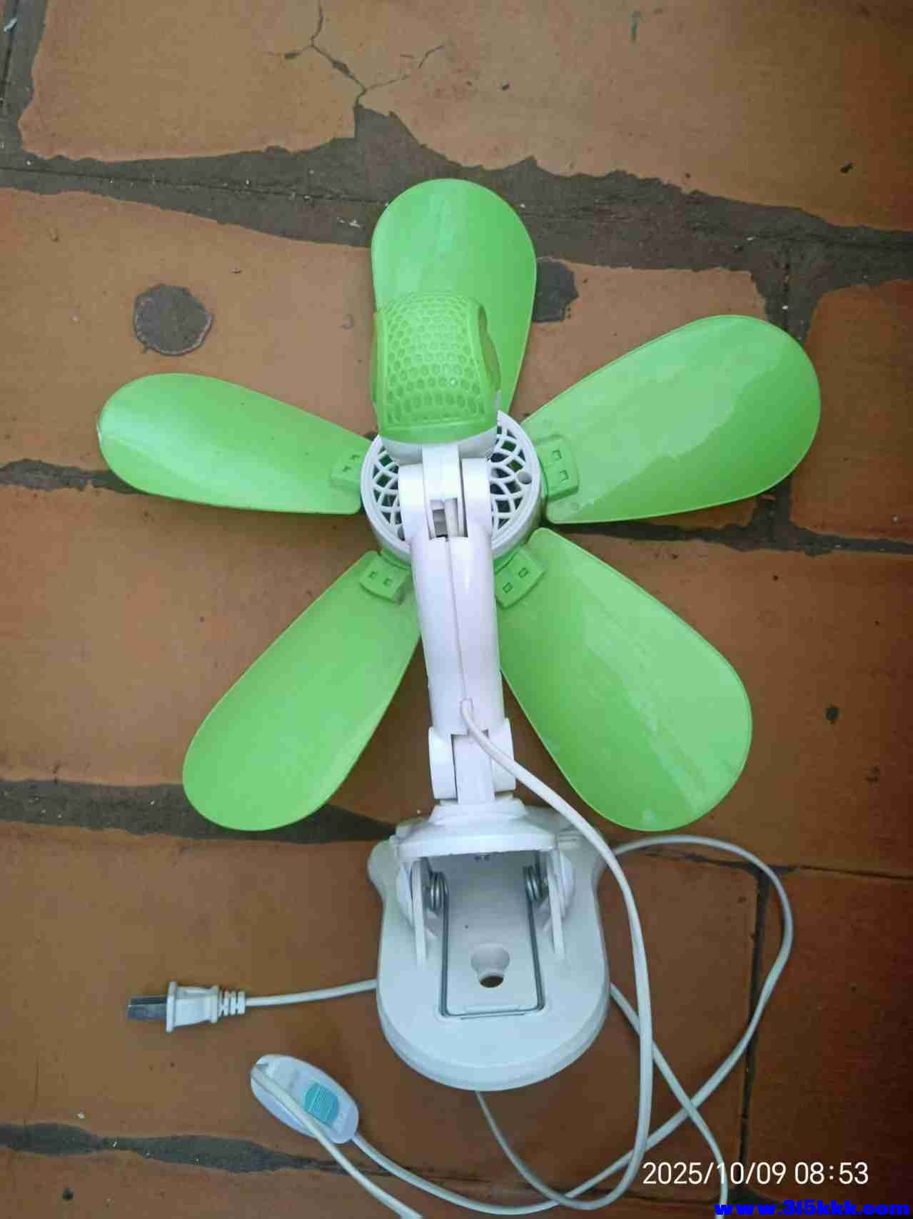 微信图片_20251009085421_1147_225.jpg