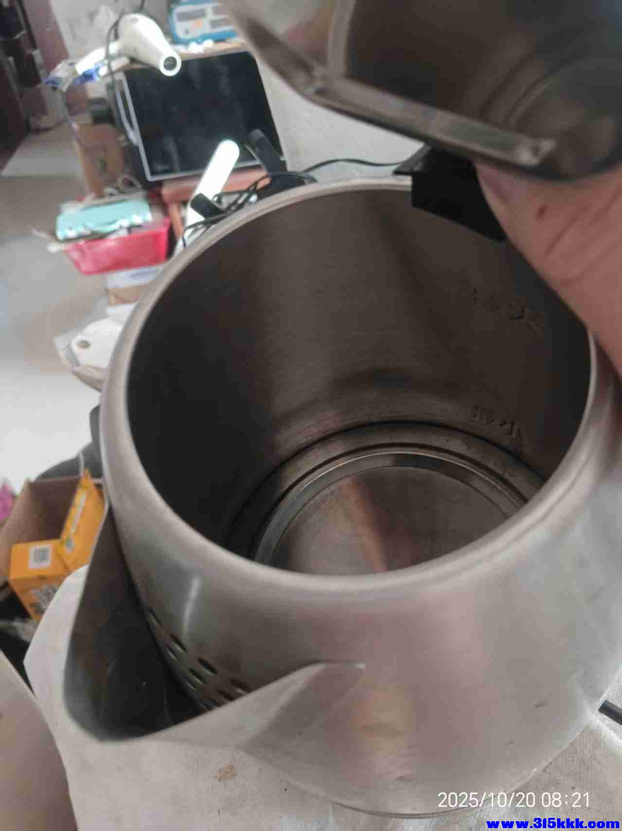 微信图片_20251020083333_1726_225.jpg