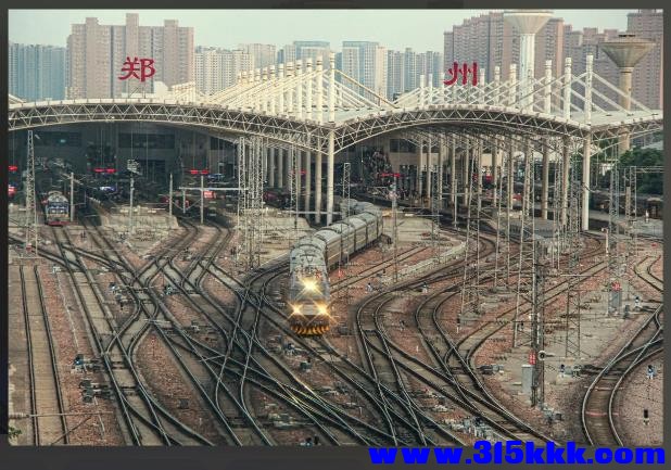 郑州站复杂的道岔，令人眼花缭乱